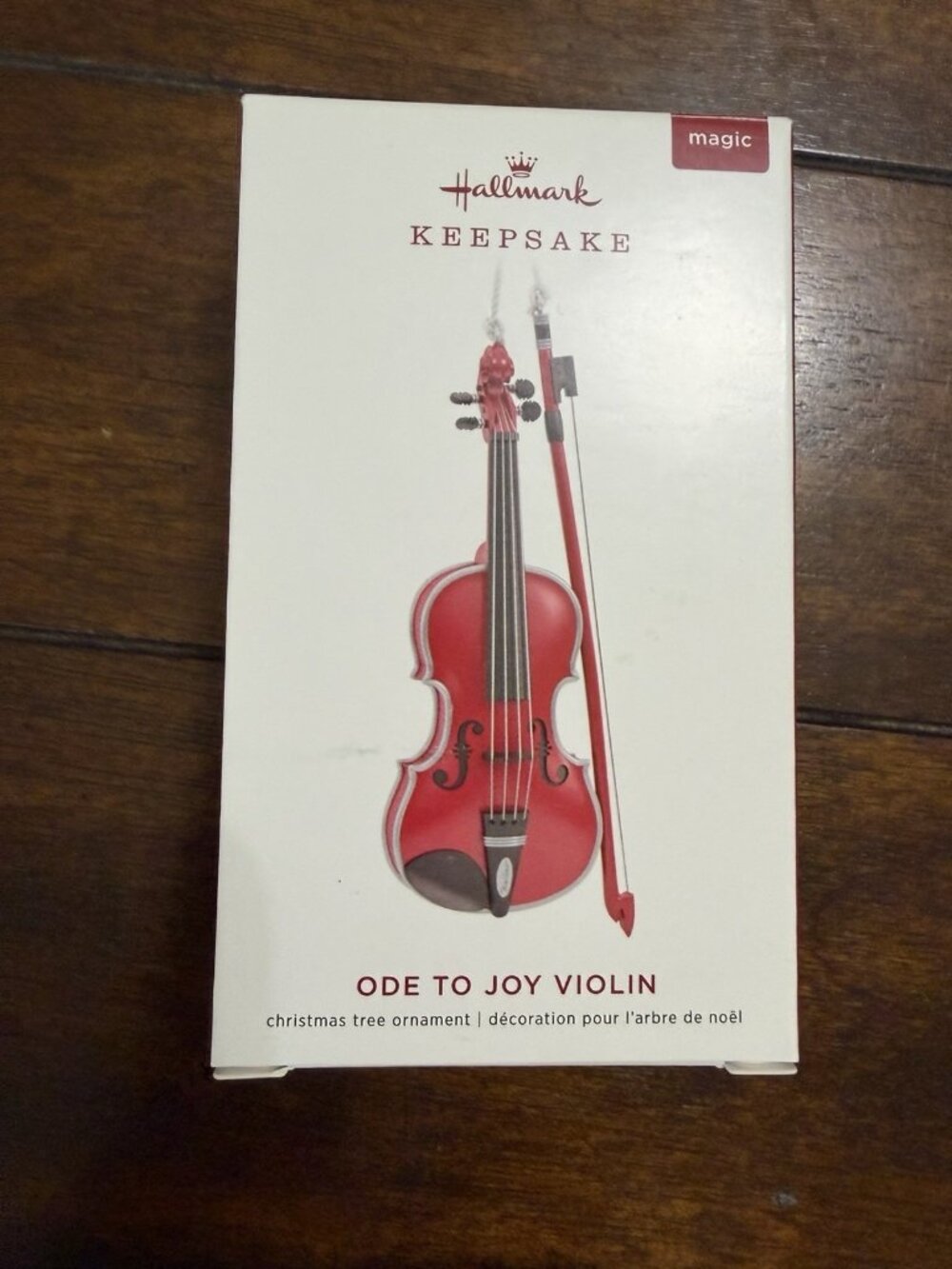 2019 Hallmark Keepsake Ode to Joy Violin Beethoven Magic Sound Ornament QGO2317